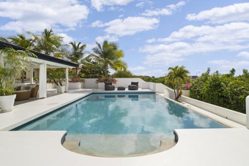crown_villas_19-true_media_culture-52